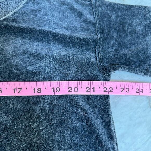 Free People Doran Velour Short Sleeved Top in Pewter color size XS - Picture 5 of 7